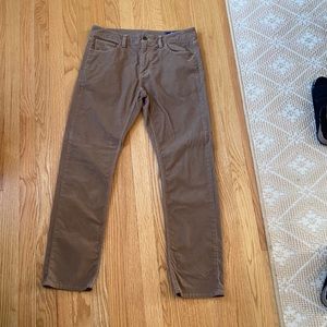 Vineyard vines men’s brown corduroy pants